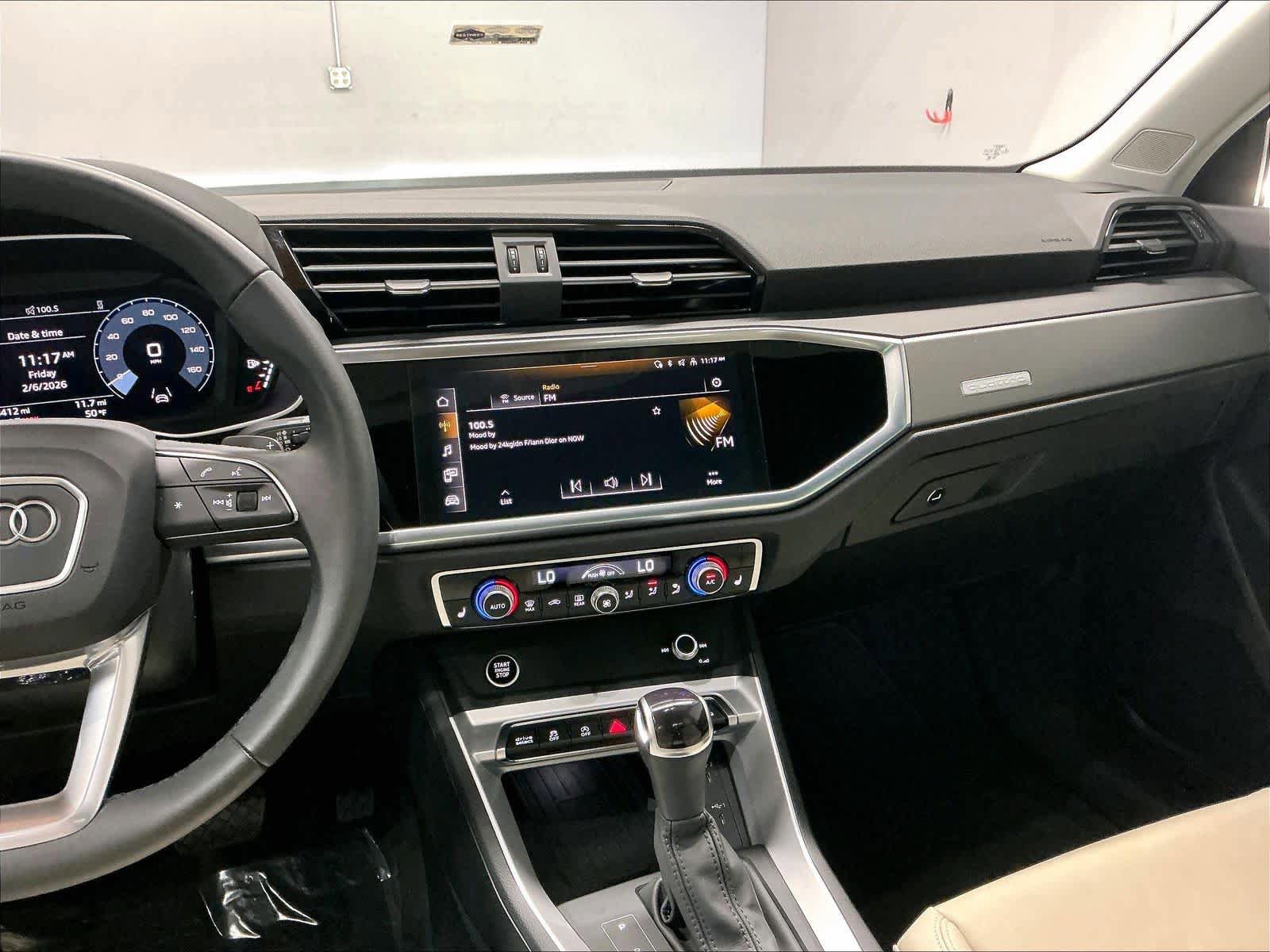 Certified 2025 Audi Q3 2.0T Premium w/ Convenience Package image 8