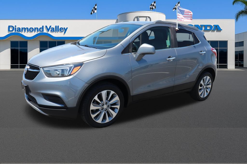 Used 2020 Buick Encore Preferred FWD image 3