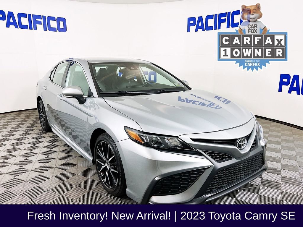 Used 2023 Toyota Camry SE