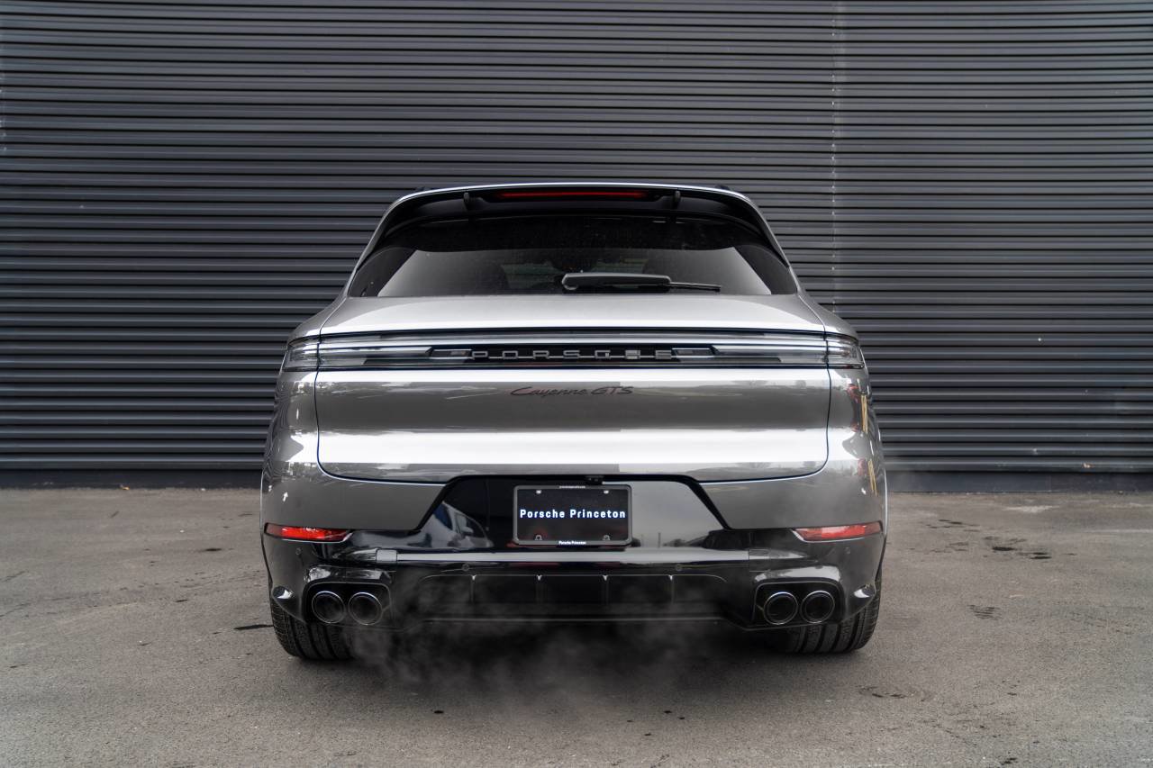 New 2026 Porsche Cayenne GTS AWD/4WD image 11