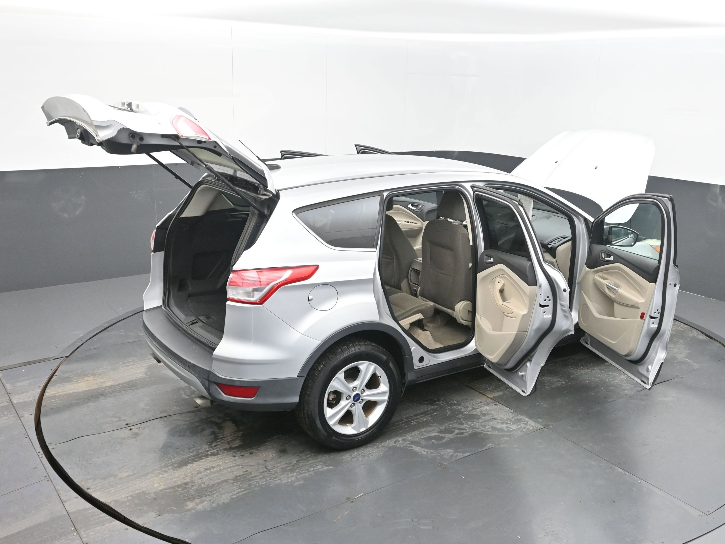 Used 2016 Ford Escape SE image 40