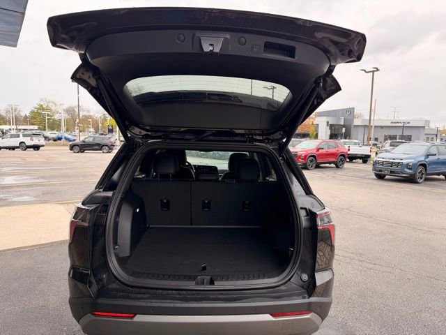 Used 2025 Chevrolet Equinox LT w/ Convenience Package II AWD/4WD image 23