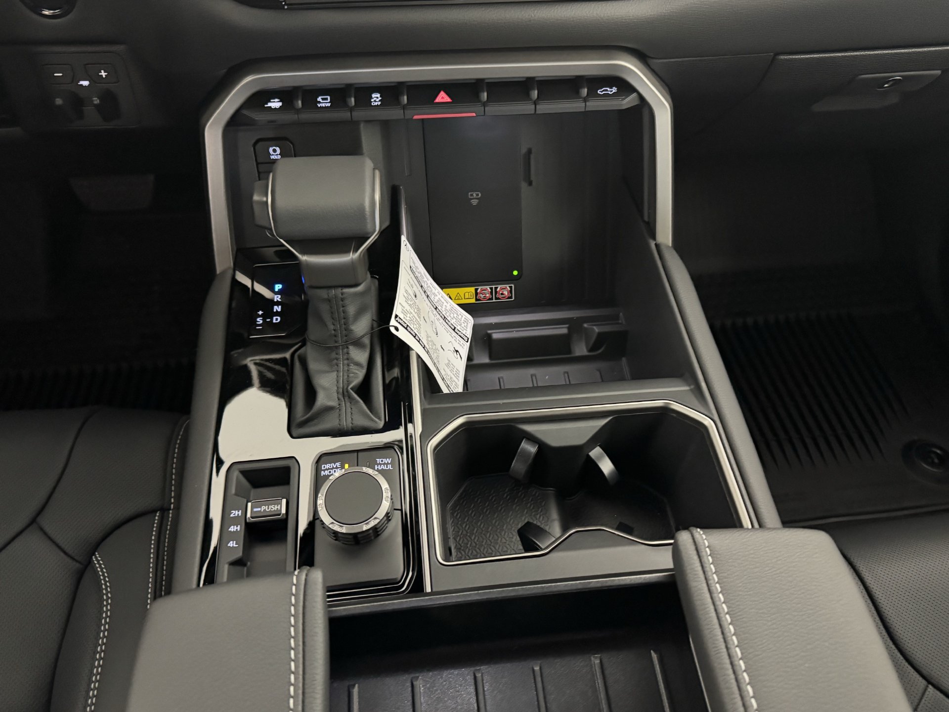New 2026 Toyota Tundra Limited AWD/4WD image 9