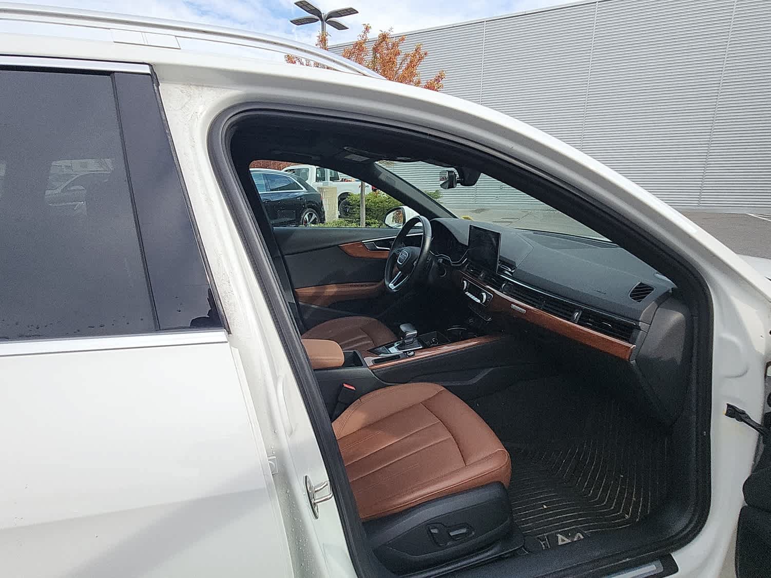 Used 2023 Audi A4 2.0T allroad Premium Plus AWD/4WD image 16