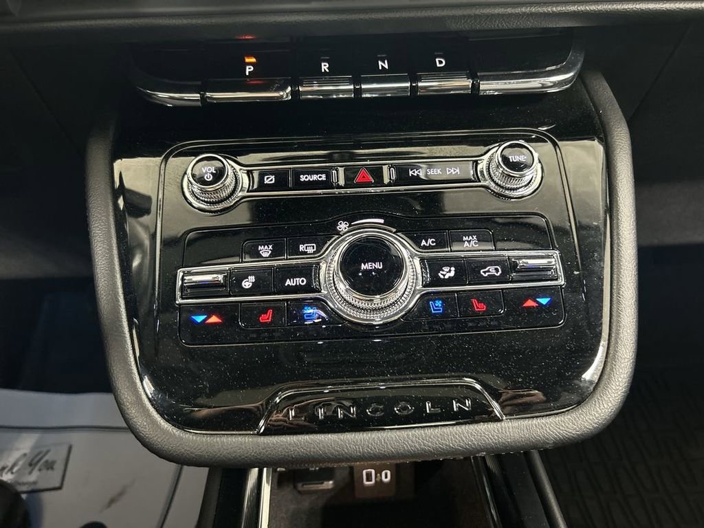 Used 2022 Lincoln Corsair Standard w/ Premium Package image 19