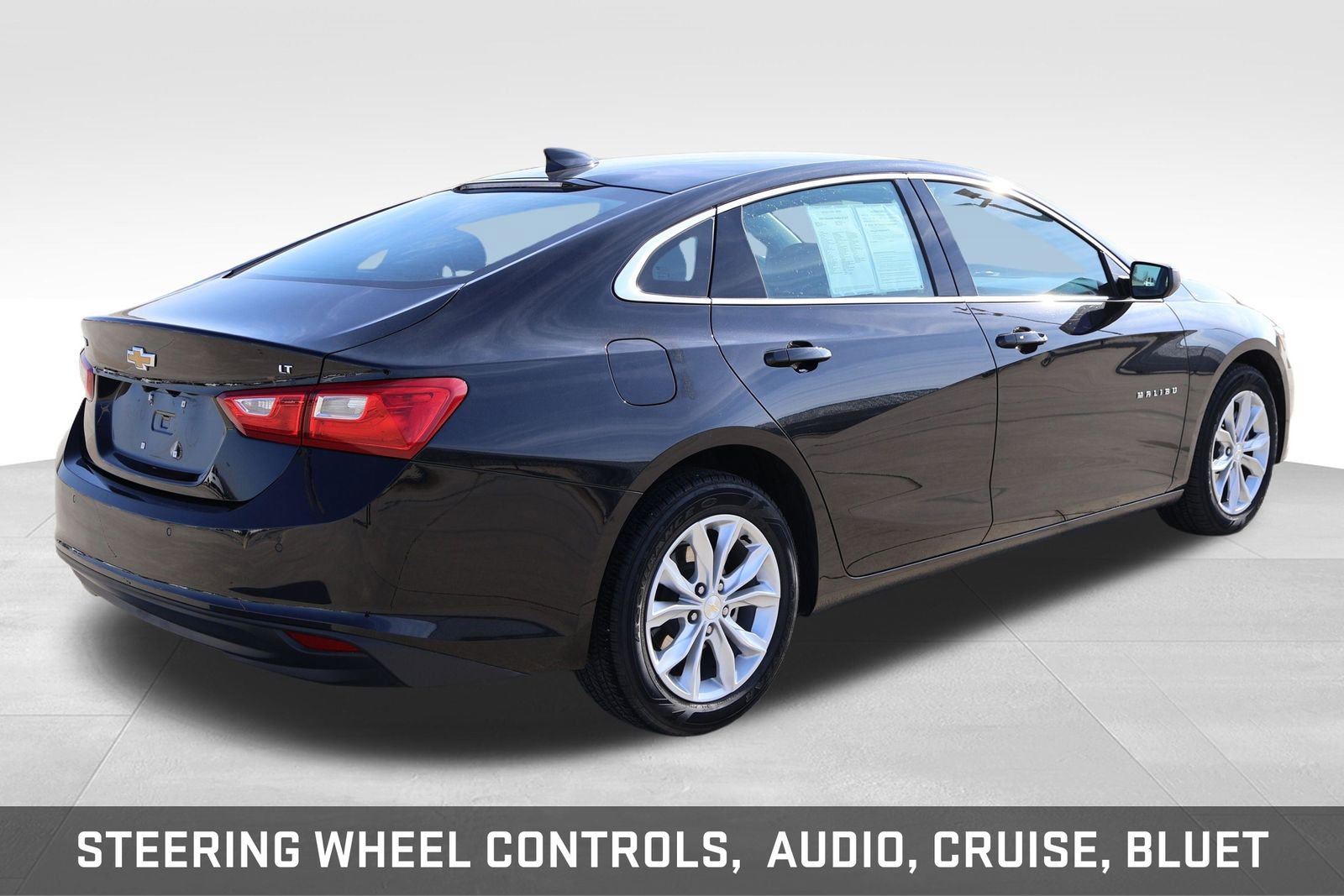 Used 2025 Chevrolet Malibu LT image 7