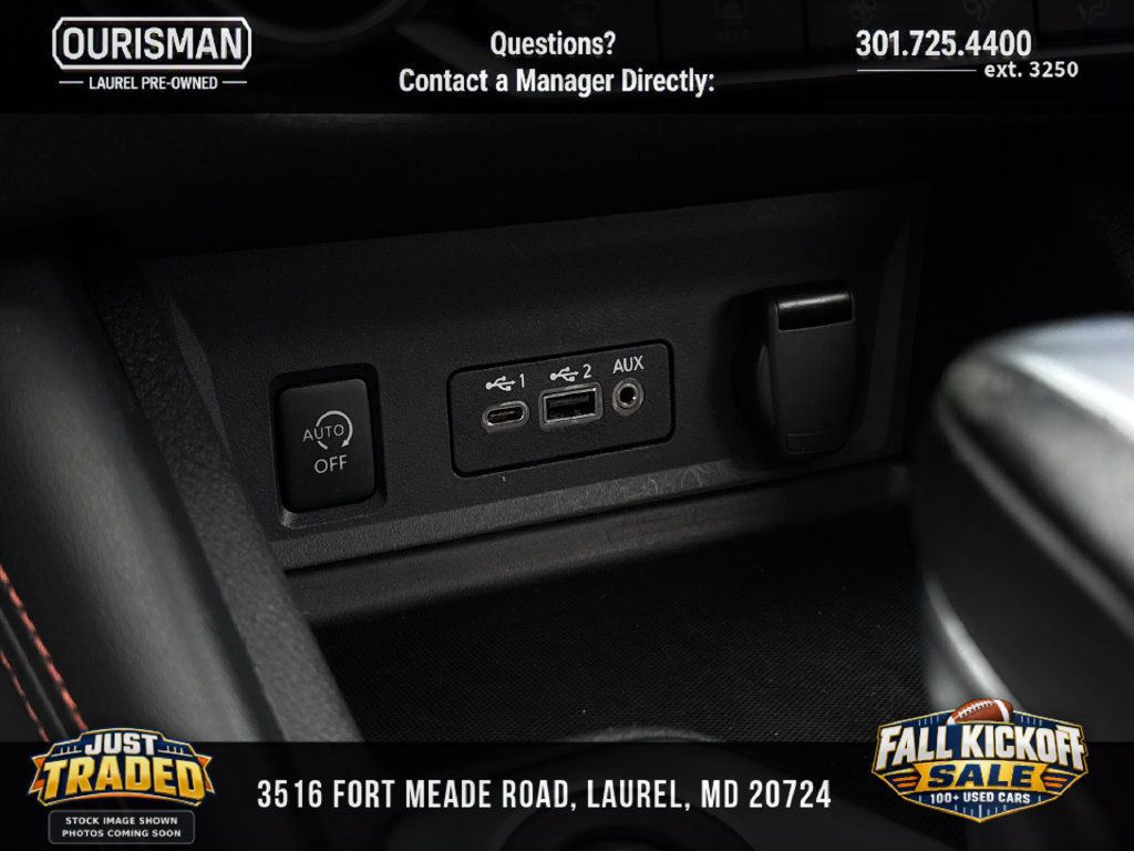 Used 2025 Nissan Sentra SR w/ SR Premium Package FWD image 25
