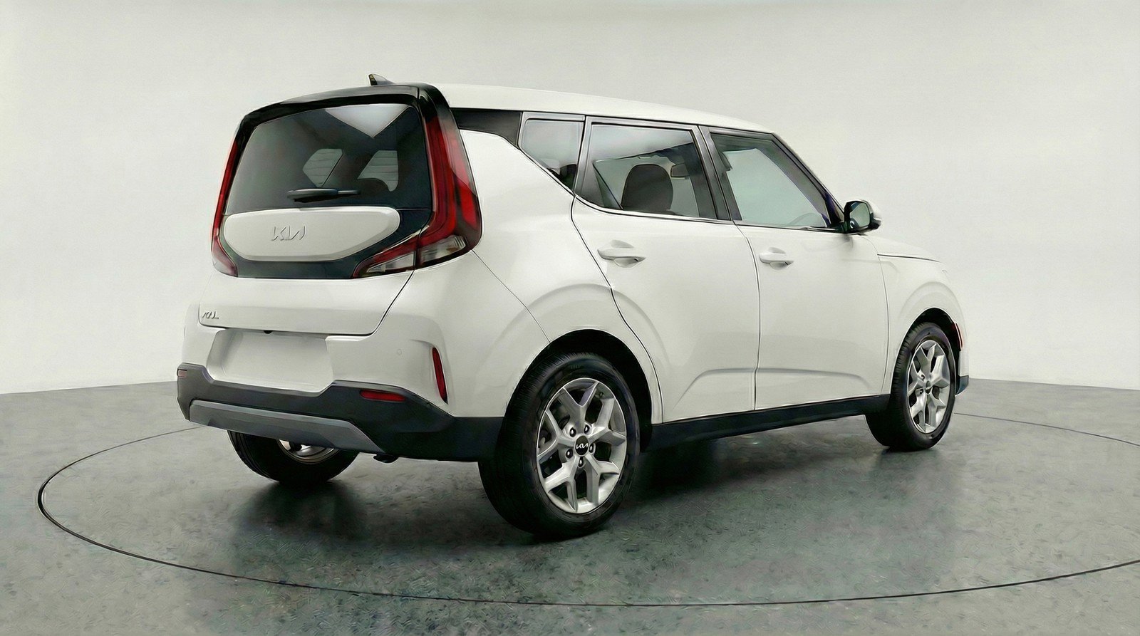 Used 2025 Kia Soul LX w/ LX Technology Package image 9