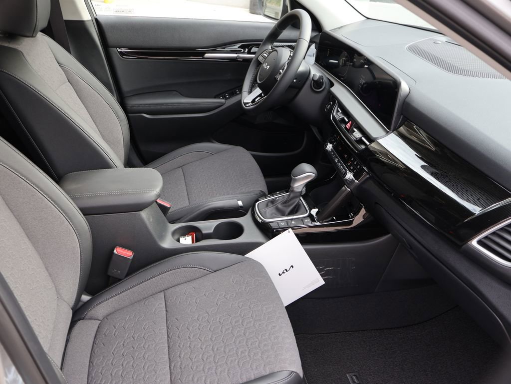 New 2026 Kia Seltos S AWD/4WD image 11