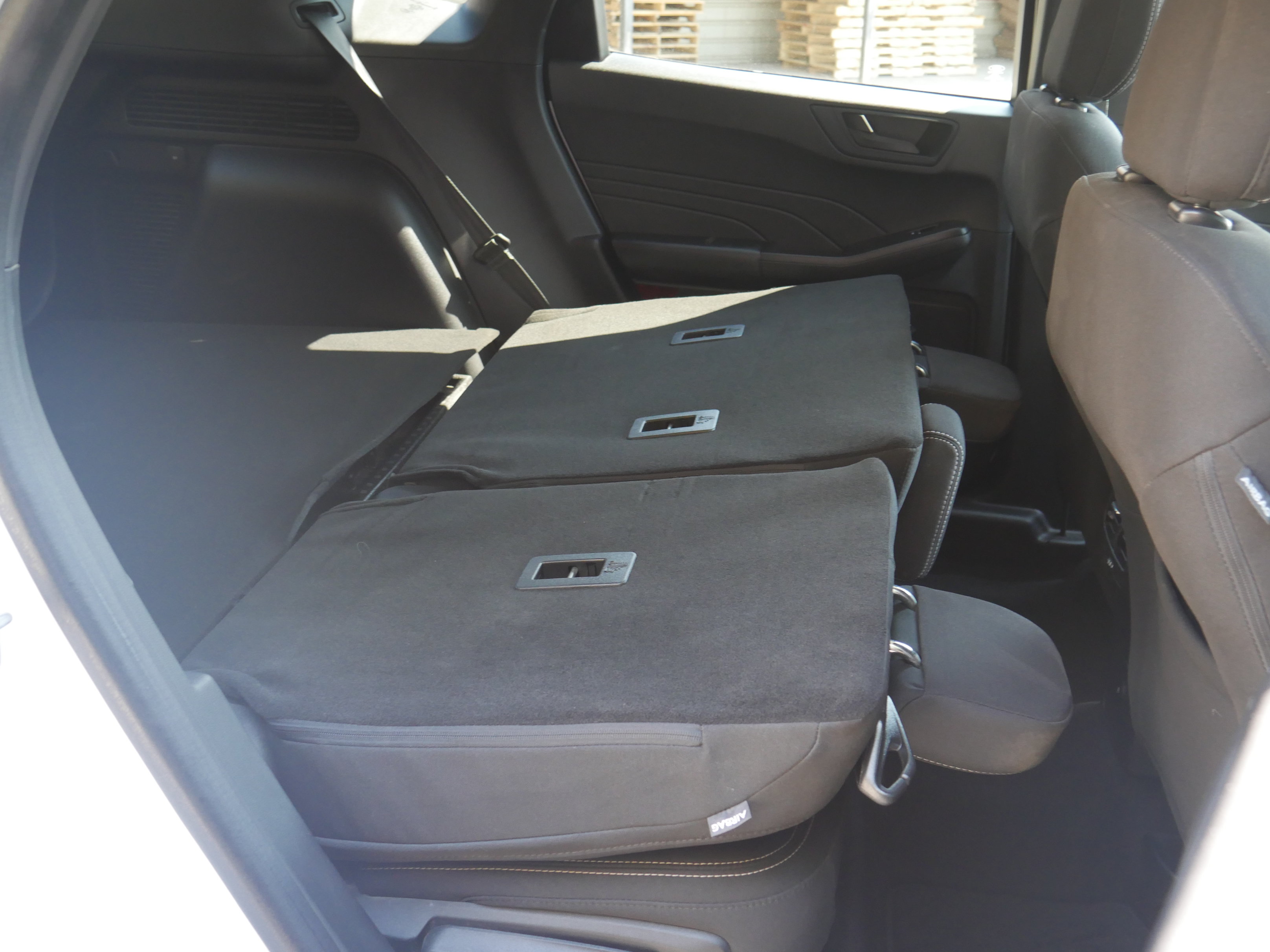 Certified 2024 Ford Escape Active AWD/4WD image 29