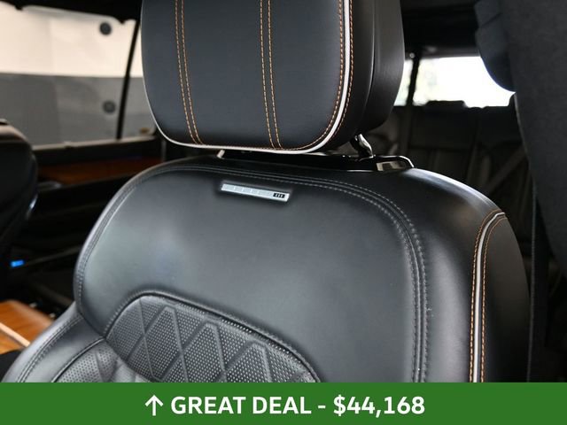 Used 2022 Jeep Grand Wagoneer Series III AWD/4WD image 24