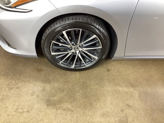 Certified 2022 Lexus ES 250 w/ Premium Package AWD/4WD image 28