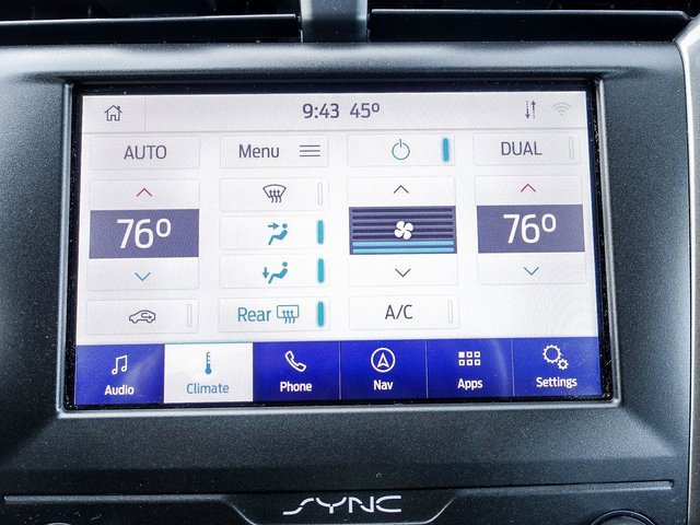 Used 2020 Ford Fusion SE image 22