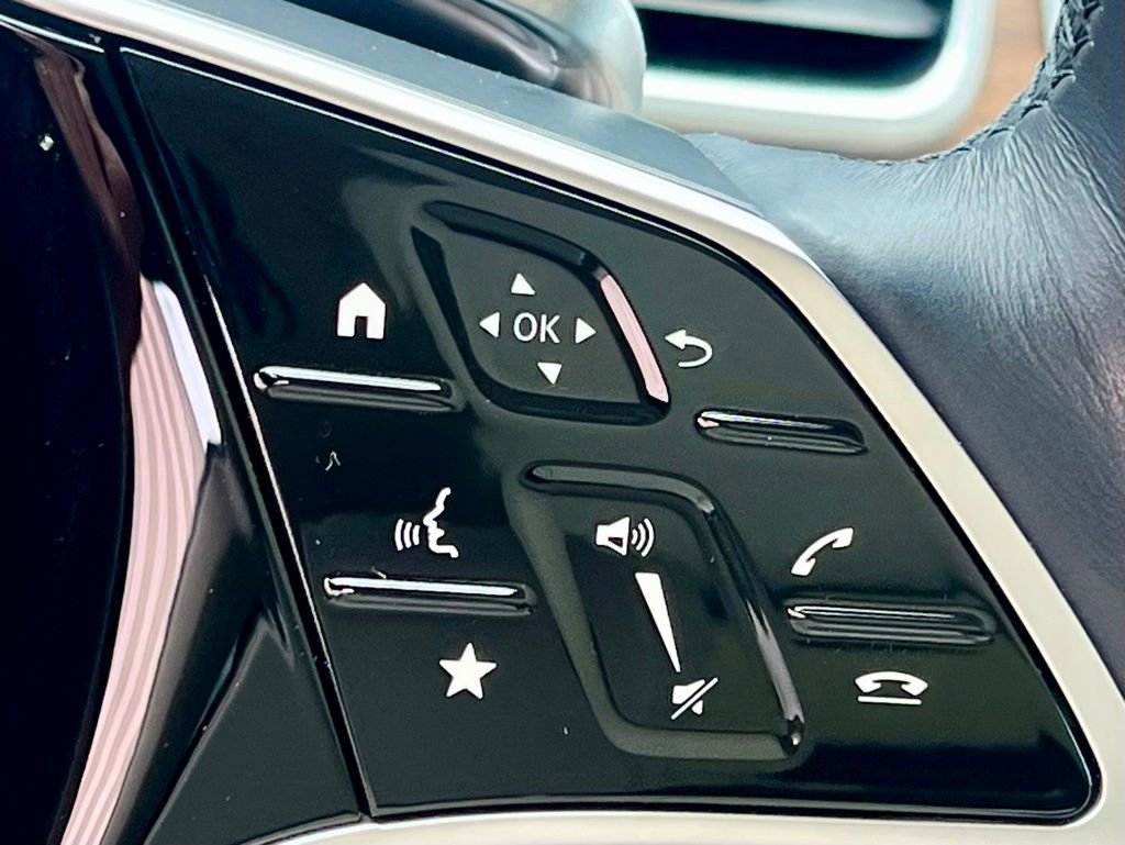 Certified 2025 Mercedes-Benz GLE 450 4MATIC image 32