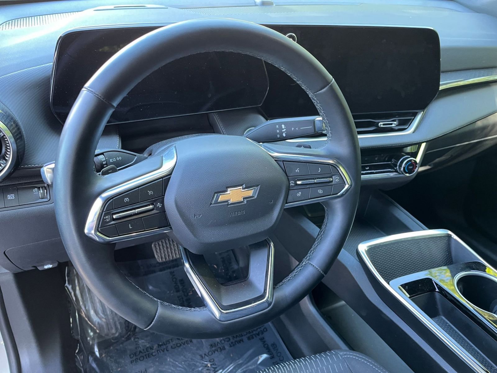 Used 2025 Chevrolet Equinox LT FWD image 28