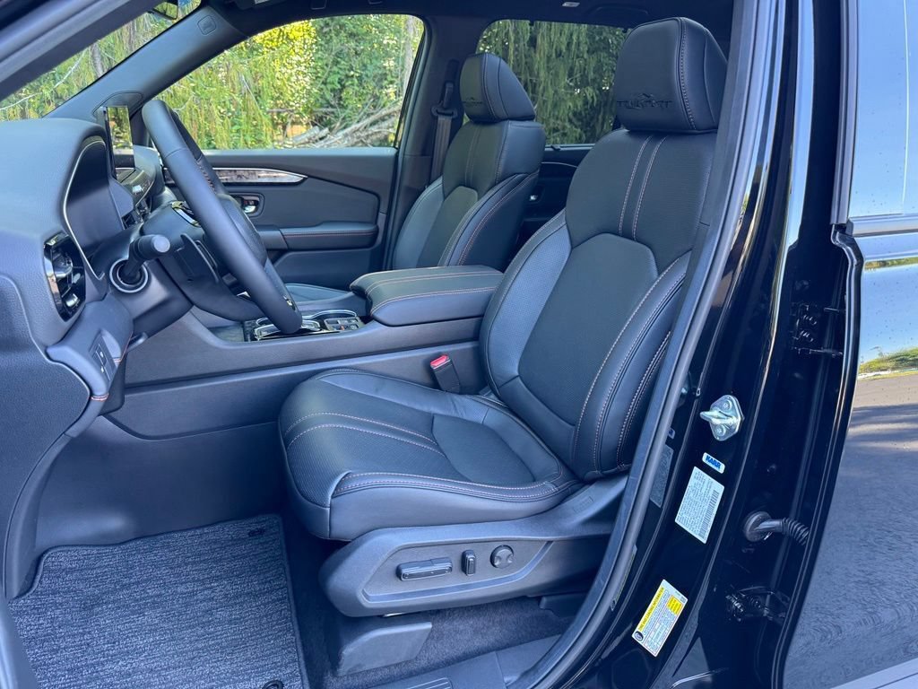 Certified 2026 Honda Passport TrailSport Elite image 11