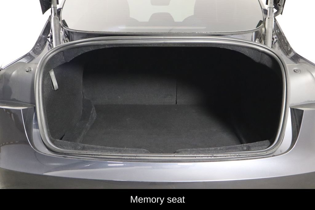 Used 2024 Tesla Model 3 Standard Range image 10