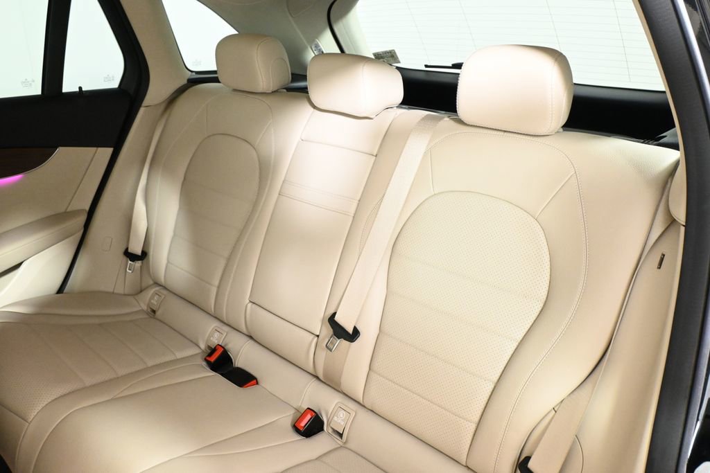 Certified 2022 Mercedes-Benz GLC 300 4MATIC image 4