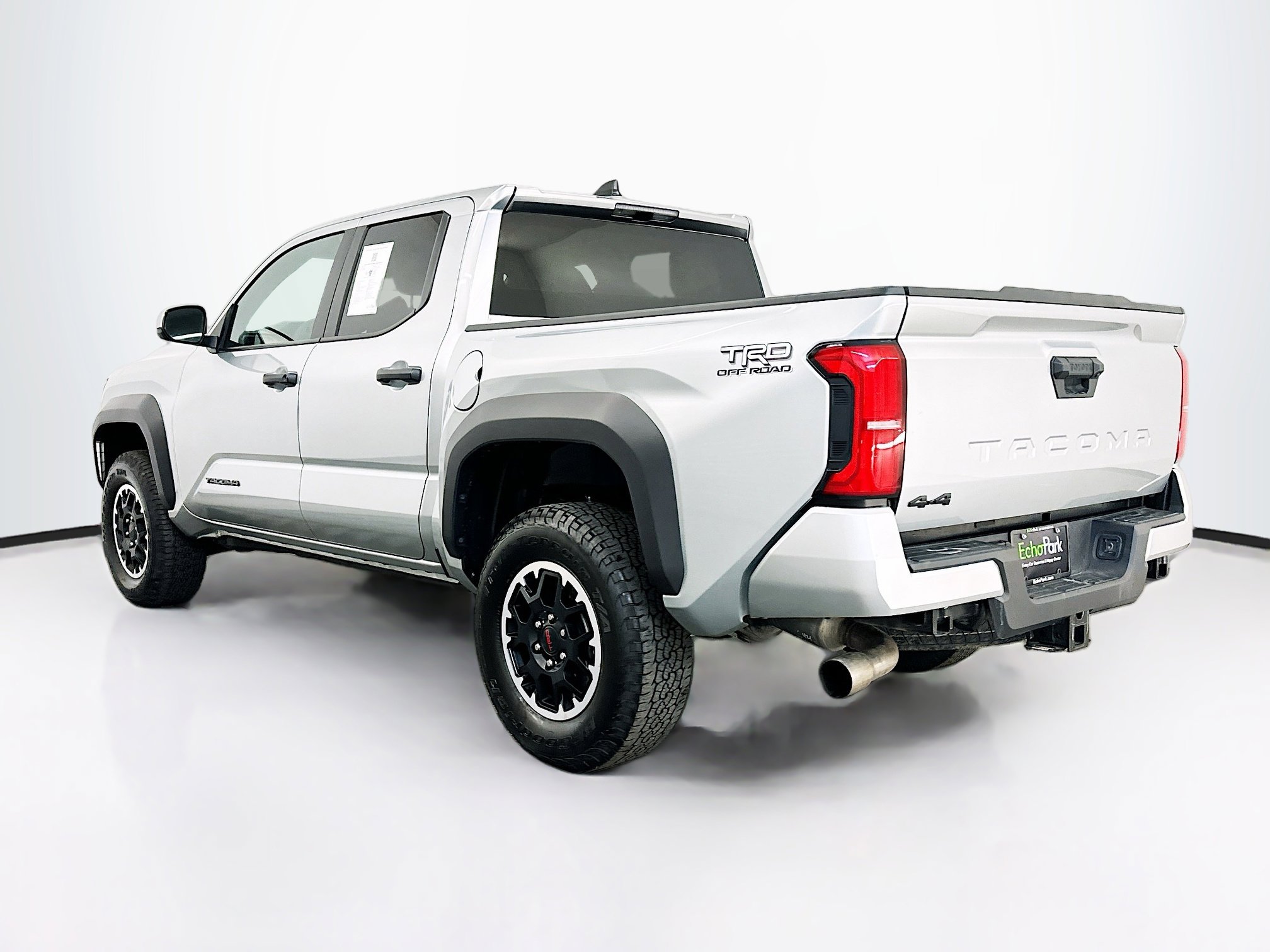 Used 2025 Toyota Tacoma TRD Off-Road image 5