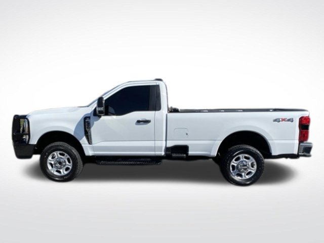 Used 2026 Ford F350 XLT w/ 360-Degree Camera Package AWD/4WD image 2