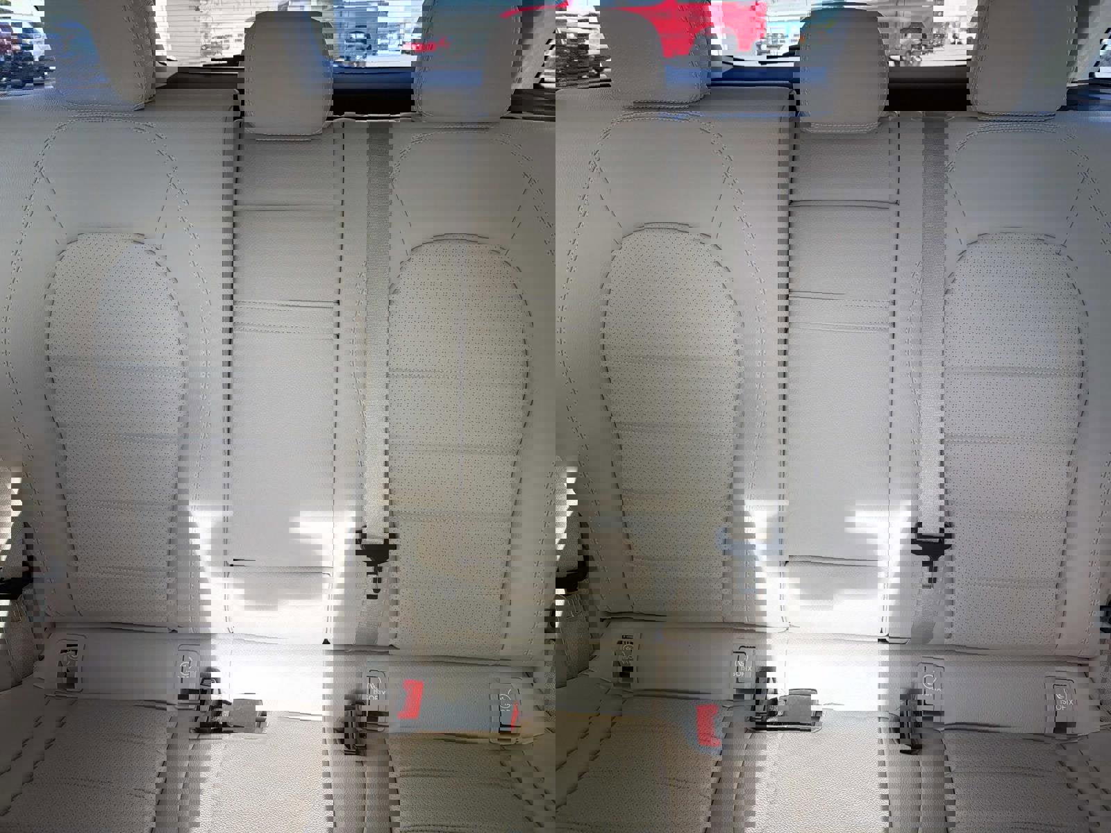 Used 2019 Mercedes-Benz GLC 300 4MATIC image 11