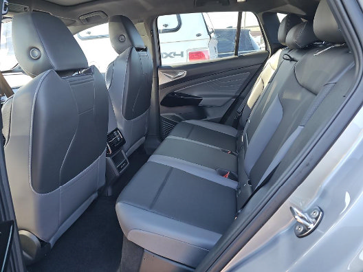 Used 2024 Volkswagen ID.4 Pro S AWD/4WD image 4