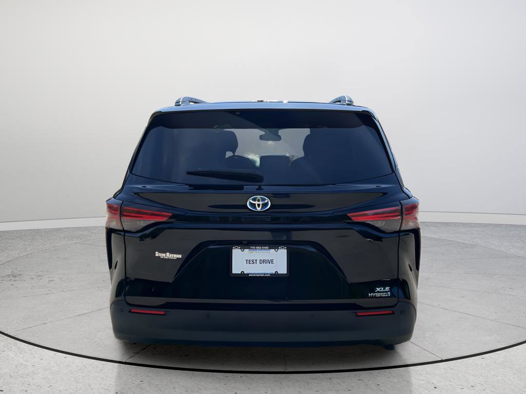 Used 2022 Toyota Sienna XLE FWD image 8