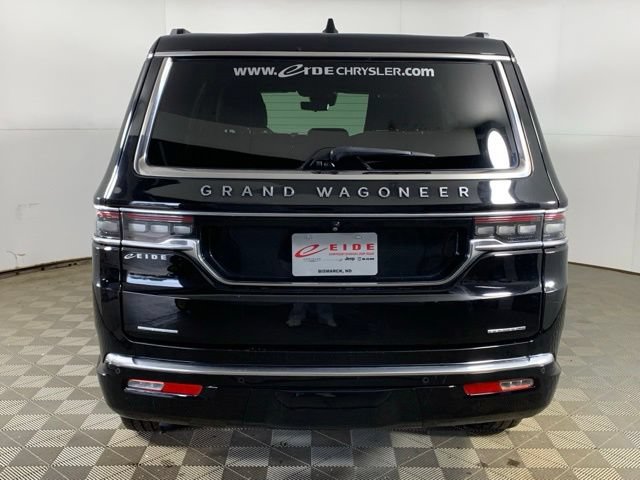 Used 2023 Jeep Grand Wagoneer Series II AWD/4WD image 17