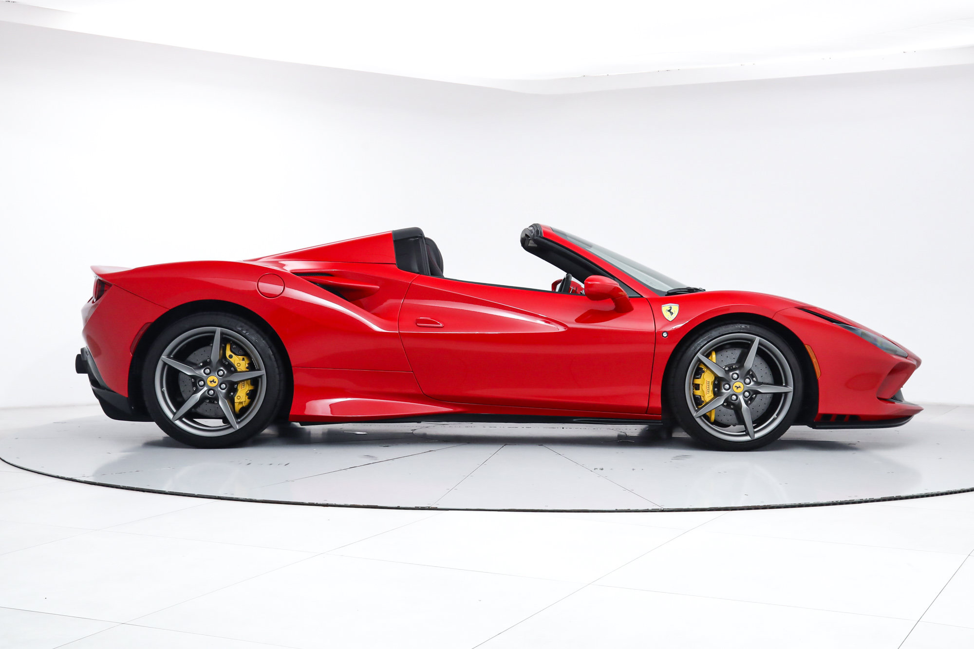 Certified 2023 Ferrari F8 Tributo RWD image 11