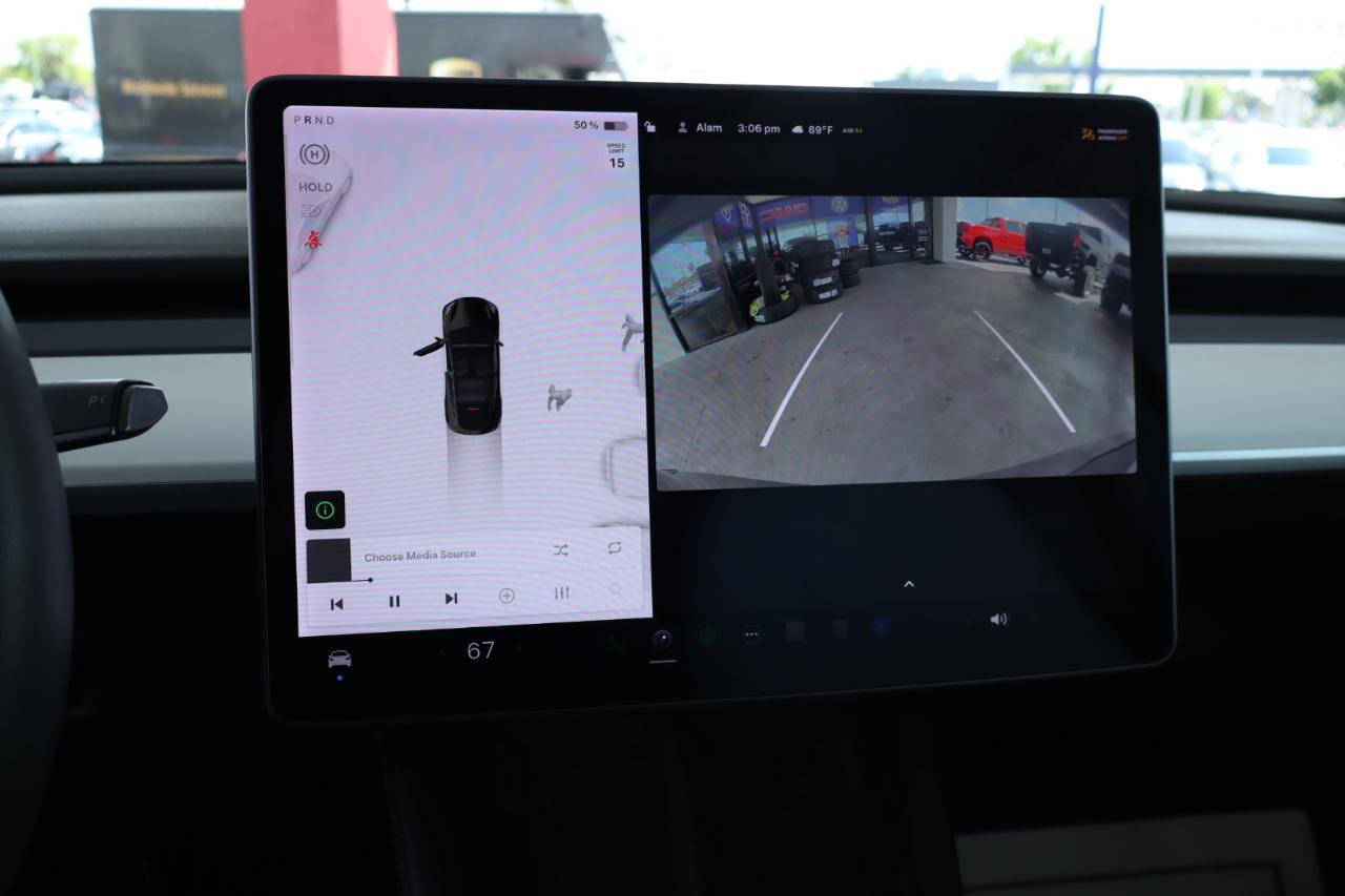 Used 2021 Tesla Model Y Long Range image 24