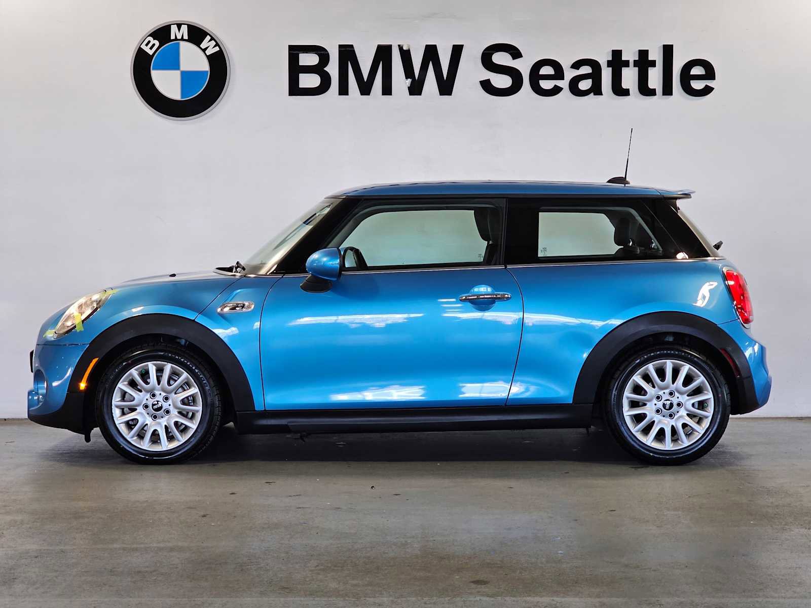 Used 2016 MINI Cooper S image 3