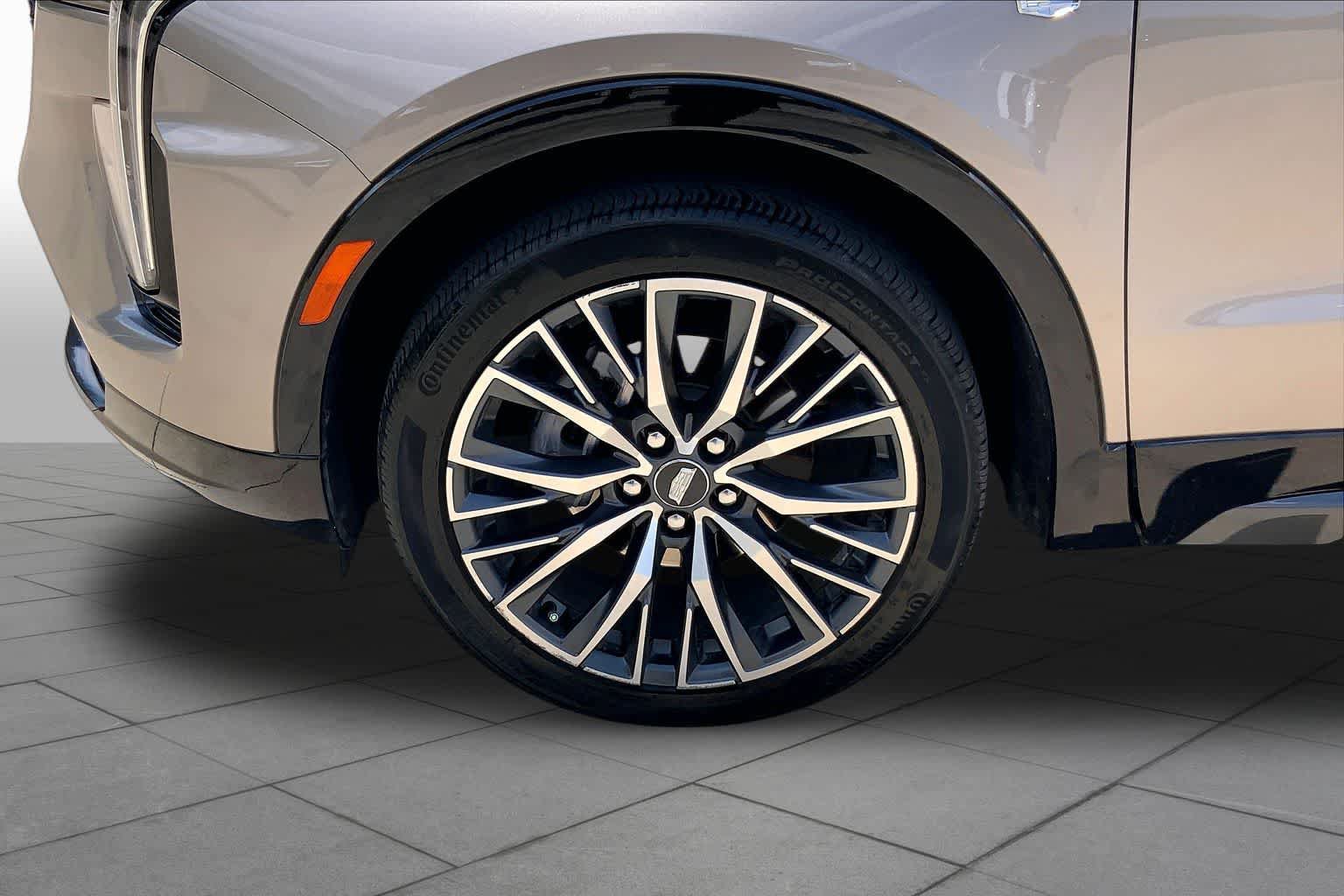 Used 2024 Cadillac XT4 Sport w/ Cold Weather Package FWD image 11