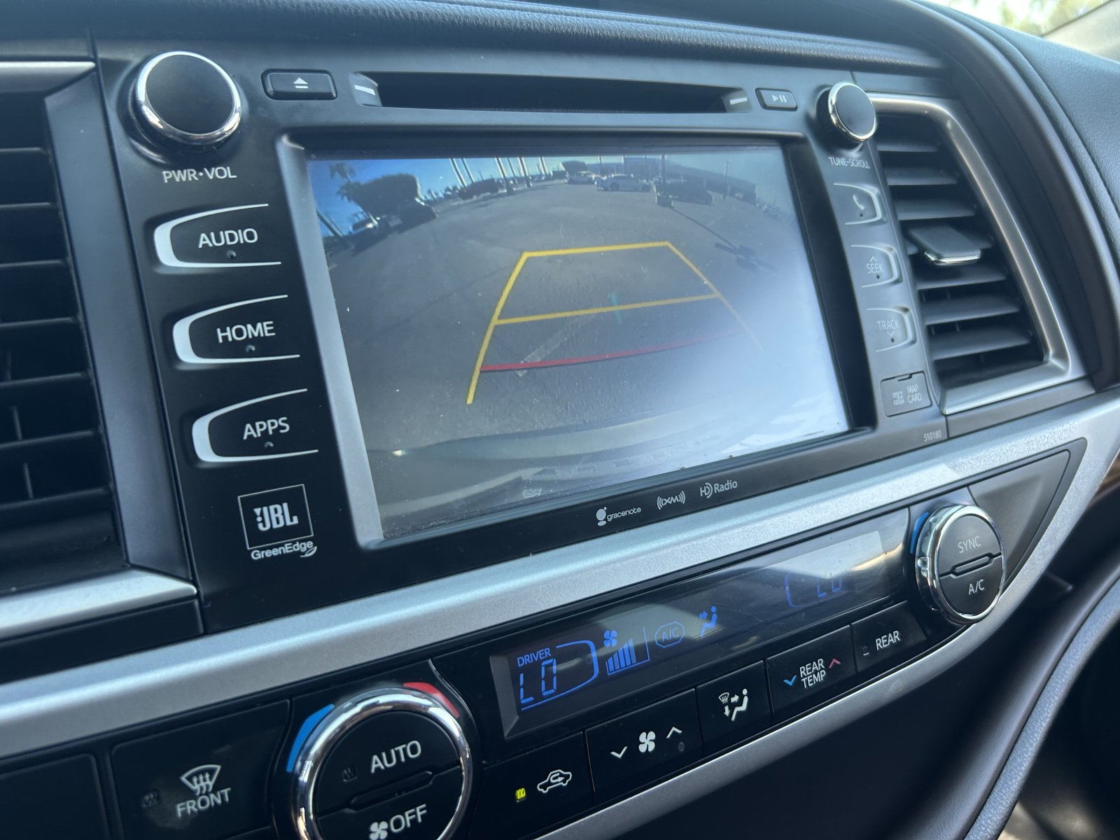 Used 2017 Toyota Highlander Limited FWD image 33
