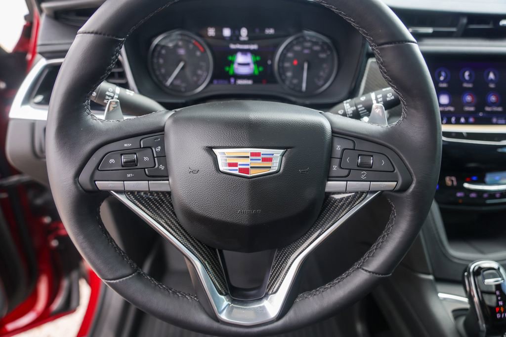 Certified 2024 Cadillac XT6 Sport w/ Technology Package AWD/4WD image 12