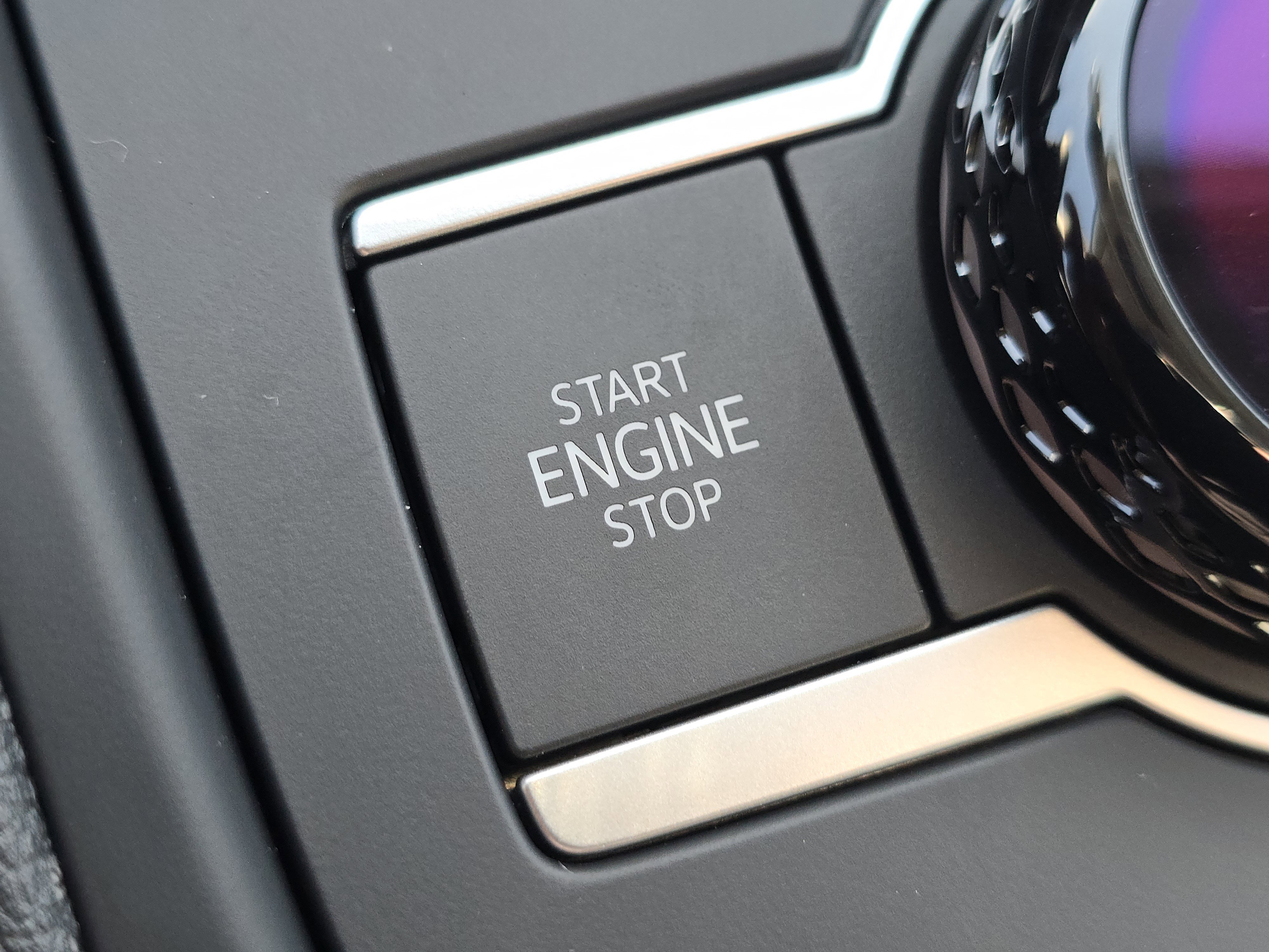 New 2026 Volkswagen Tiguan SE image 24