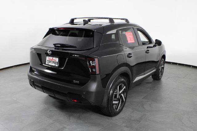 Certified 2026 Nissan Kicks SV w/ Cold Weather Package FWD image 4