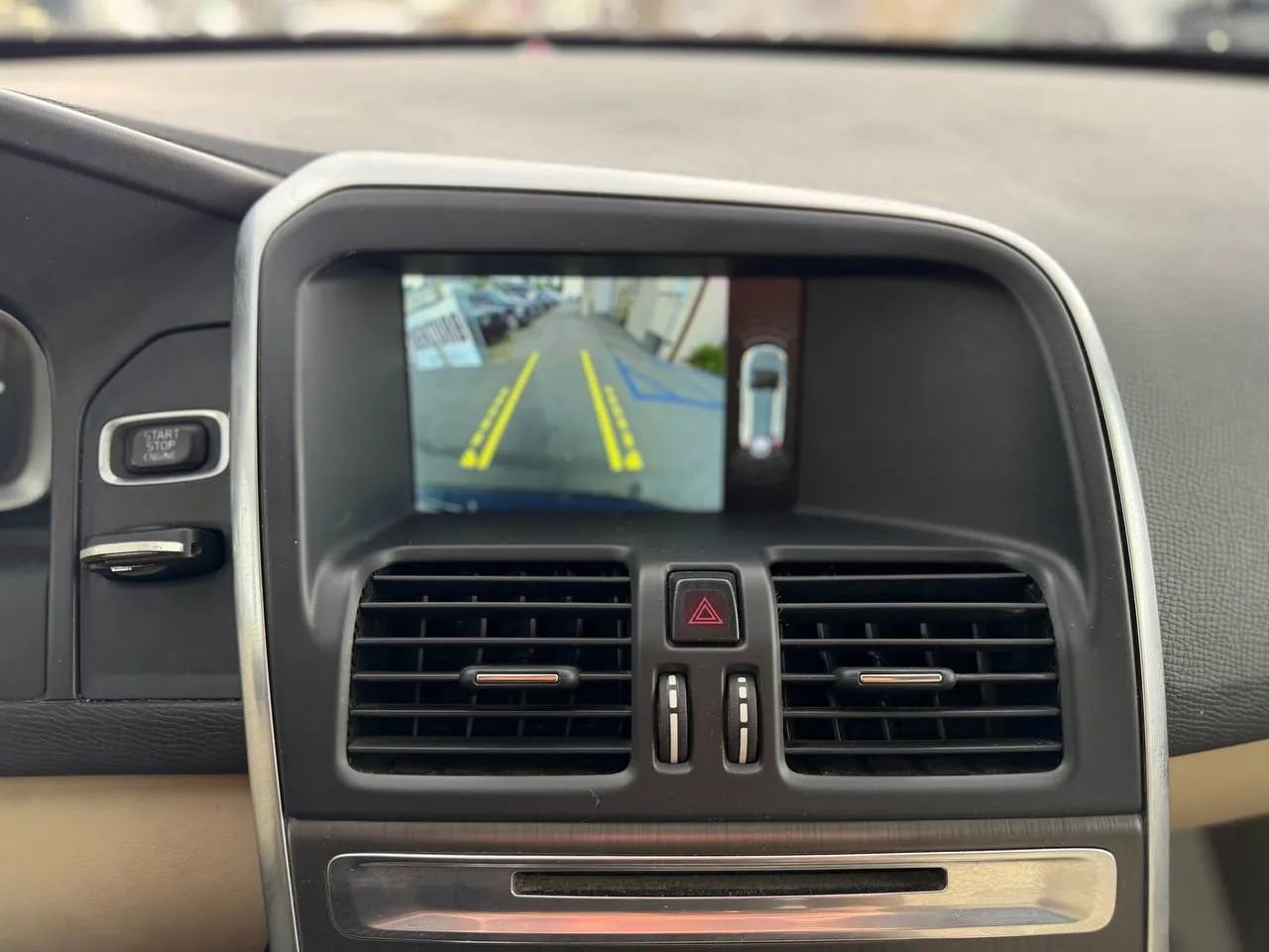 Used 2015 Volvo XC60 T5 AWD/4WD image 49