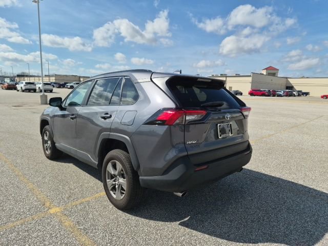 Used 2024 Toyota RAV4 XLE image 7