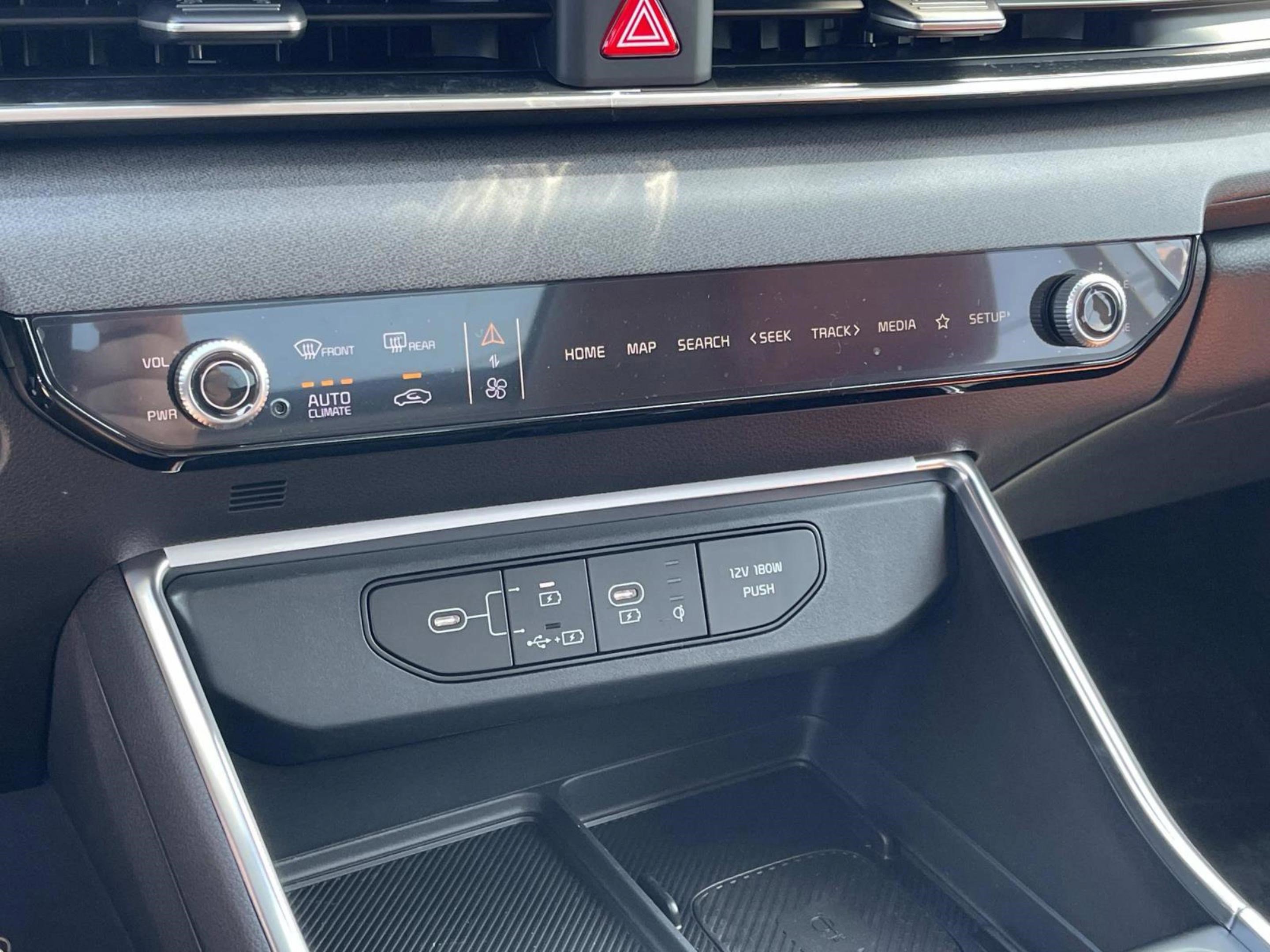 New 2026 Kia Carnival SX image 22