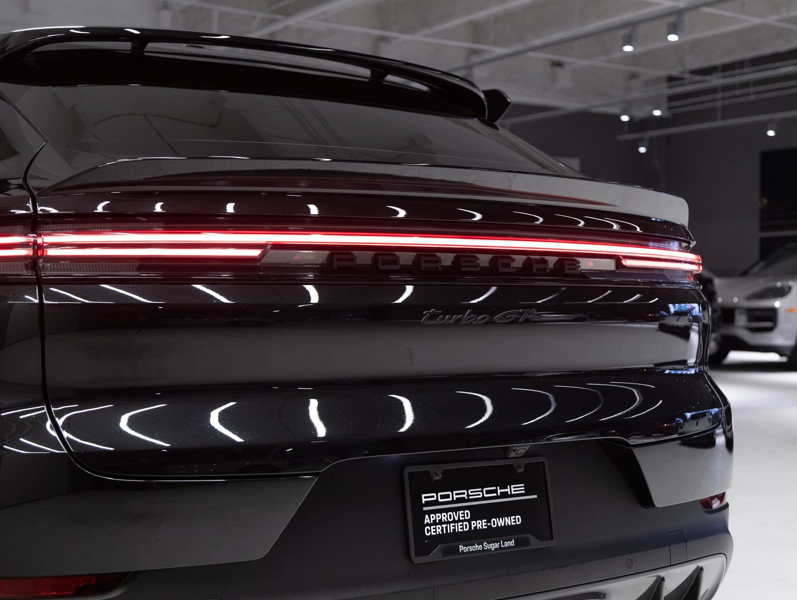 Certified 2025 Porsche Cayenne Turbo GT AWD/4WD image 30