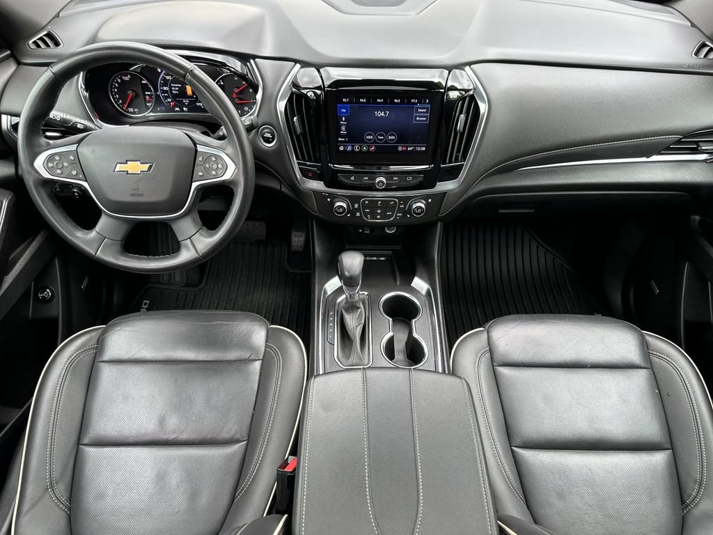 Used 2023 Chevrolet Traverse Premier AWD/4WD image 12