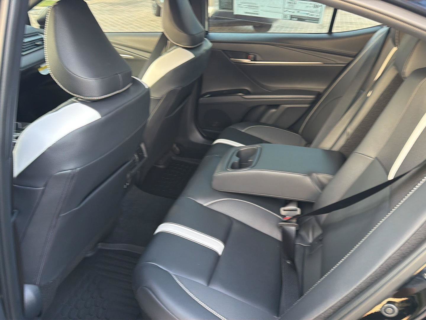 New 2026 Toyota Camry SE w/ Multimedia Upgrade Package FWD image 11