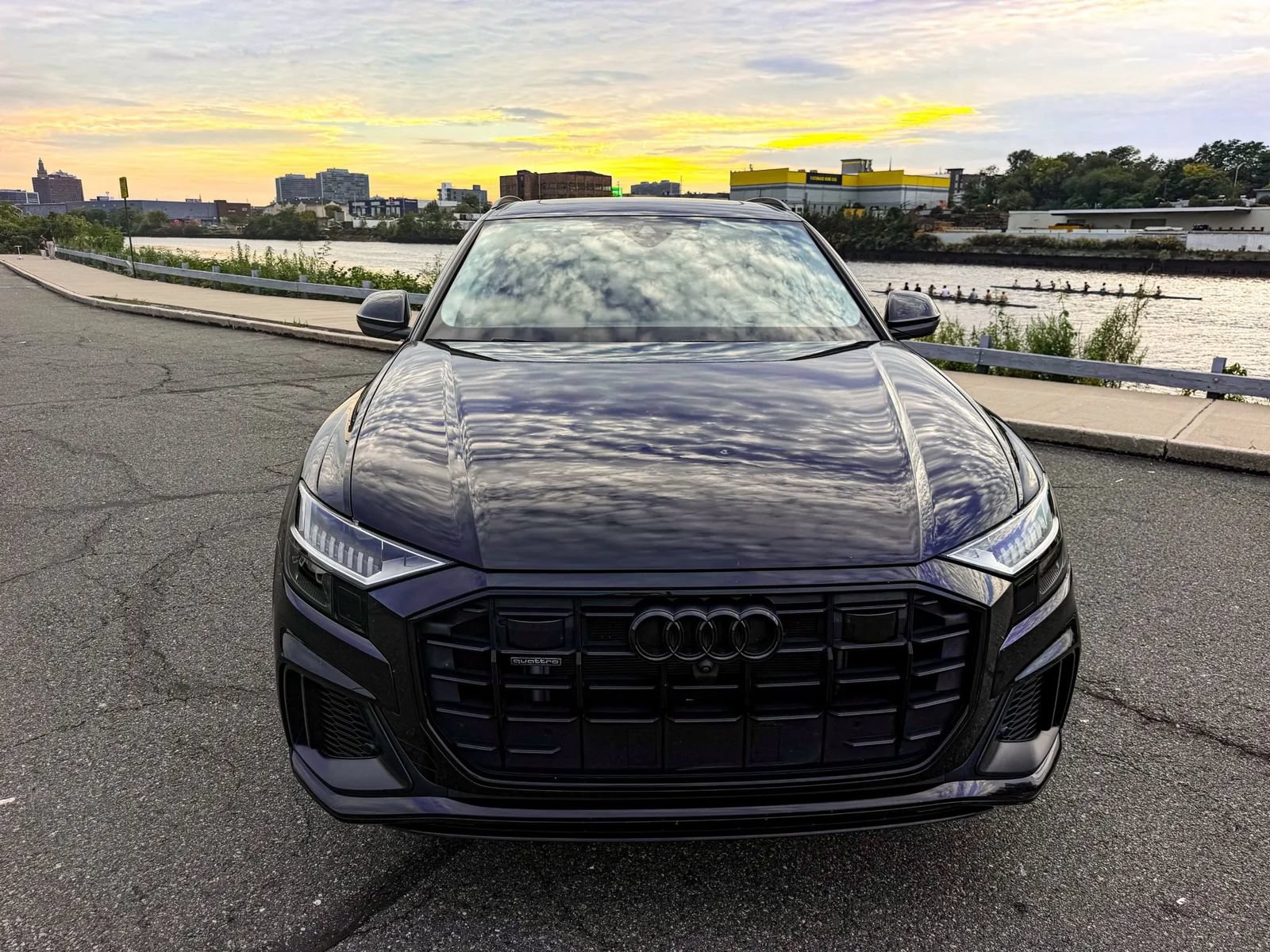 Used 2023 Audi Q8 Prestige AWD/4WD image 41