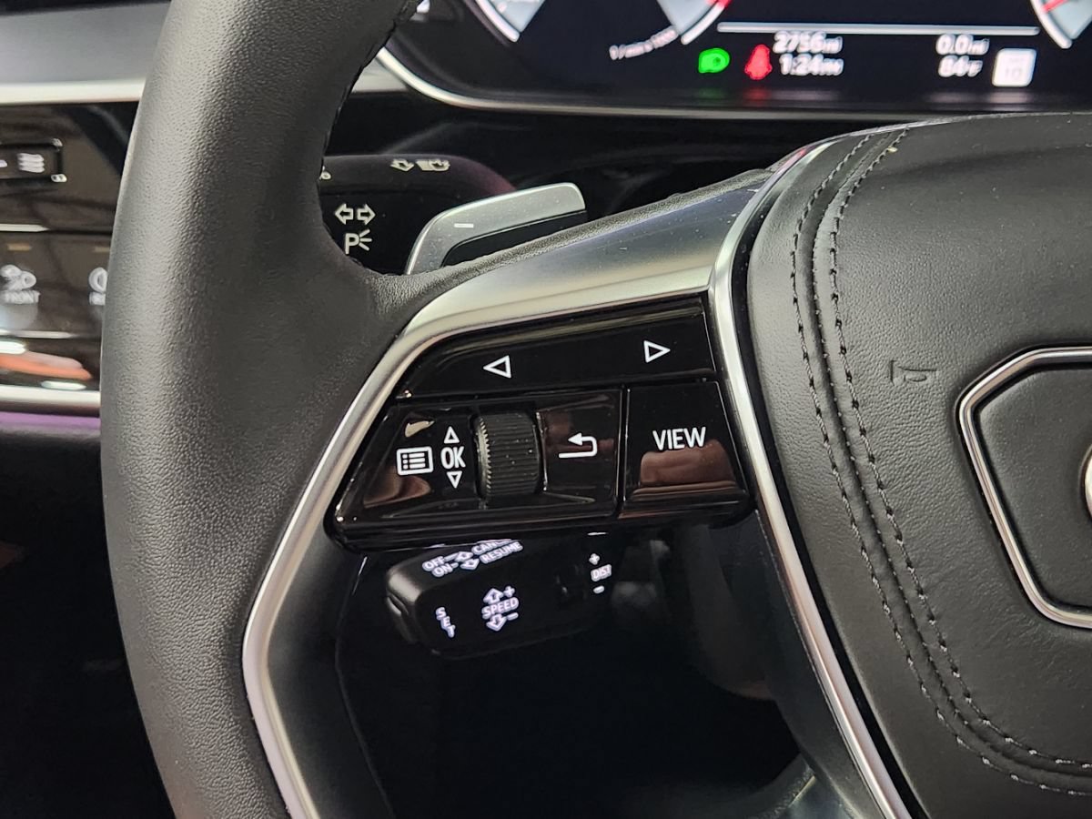 Used 2025 Audi A8 L 3.0T AWD/4WD image 48