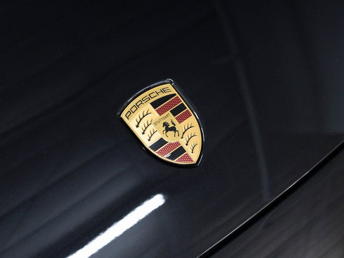 New 2025 Porsche Macan 4S Electric image 11