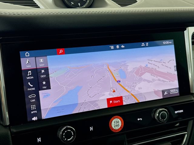Certified 2025 Porsche Macan S AWD/4WD image 18