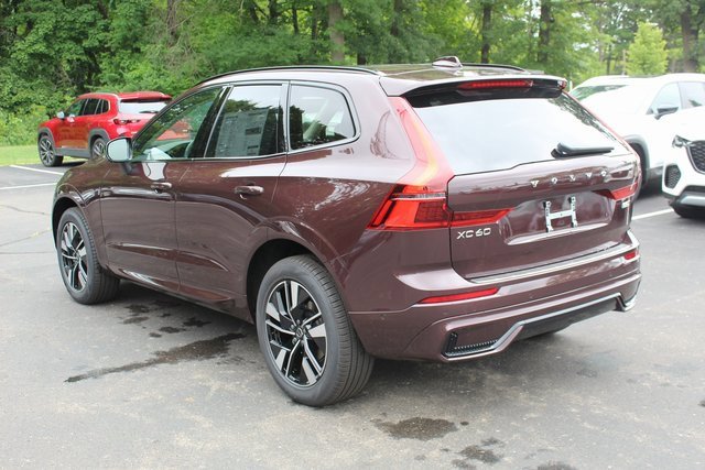 New 2026 Volvo XC60 B5 Plus w/ Protection Package Premier image 5