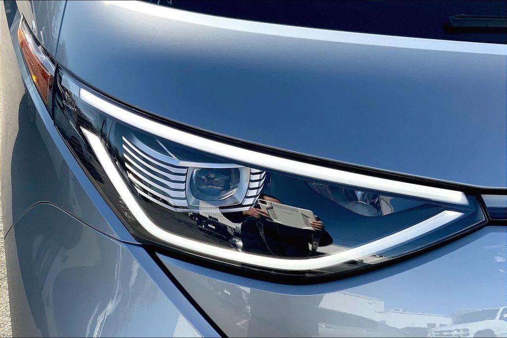 New 2025 Volkswagen ID. Buzz Pro S image 28
