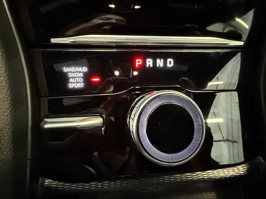Used 2024 Jeep Grand Cherokee Limited w/ Luxury Tech Group II AWD/4WD image 41