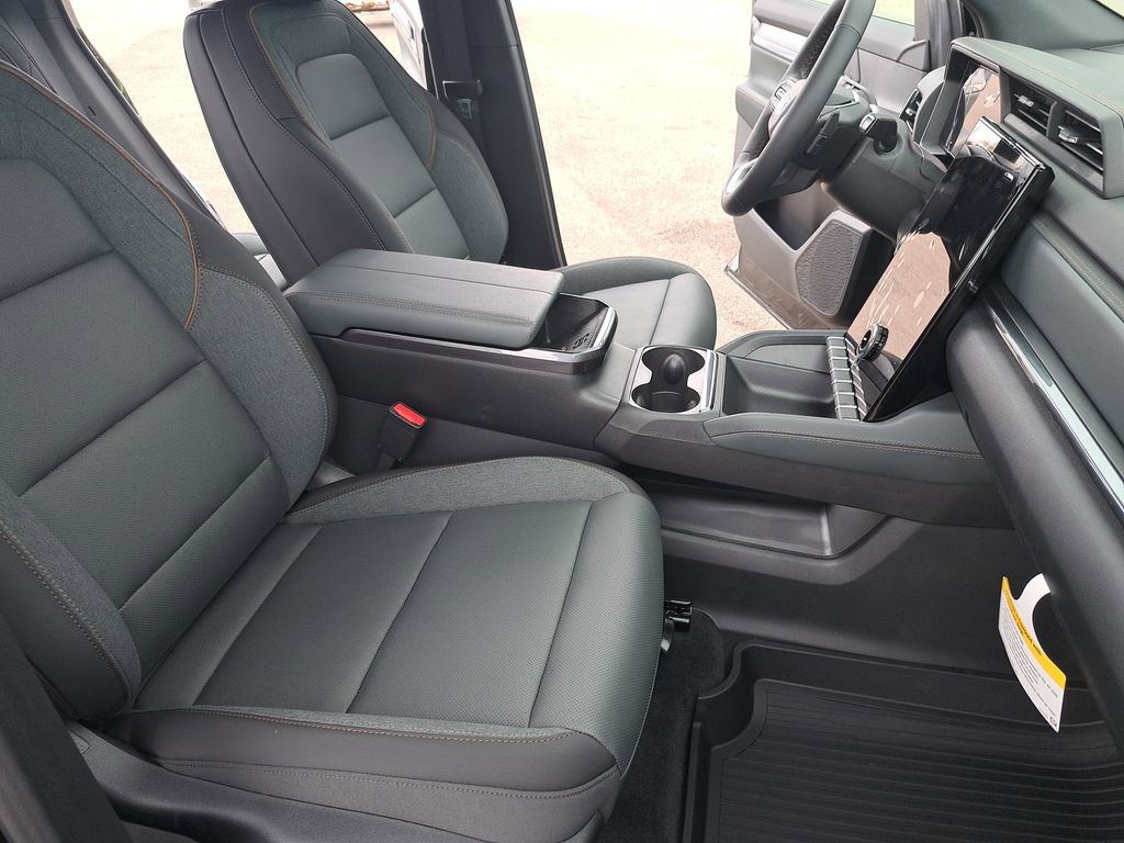 New 2026 GMC Terrain AT4 w/ LPO, Floor Liner Package image 10